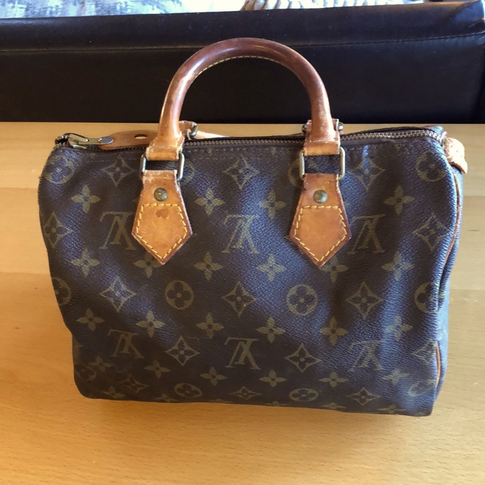 Vintage Louis Vuitton speedy